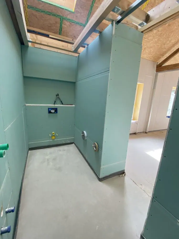 Travaux de plâtrerie dans la réhabilitation d’un logement